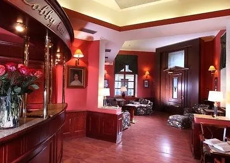 Hotel Carlton