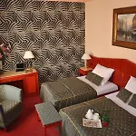 Hotel Carlton 4*