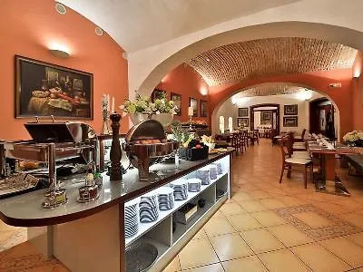 Otel Carlton 4*