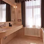 Hotel Carlton