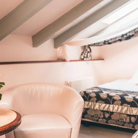 Hotel Carlton 4*